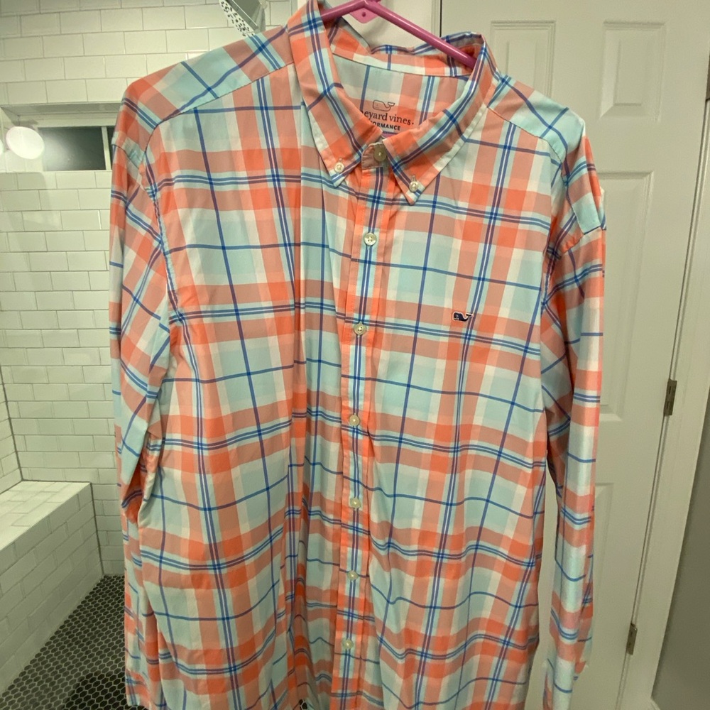 XXL Vineyard vine’s performance shirt.